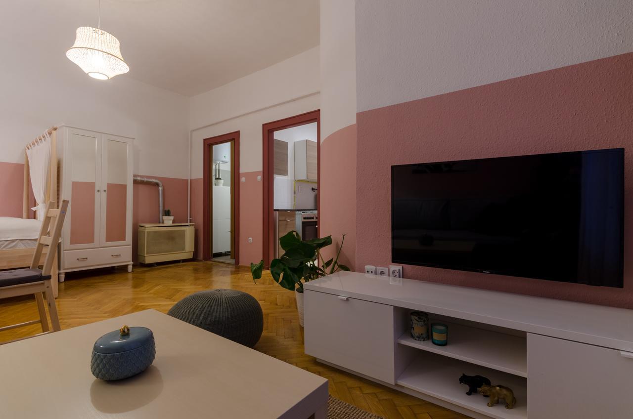 Okra Apartment Budapest Luaran gambar