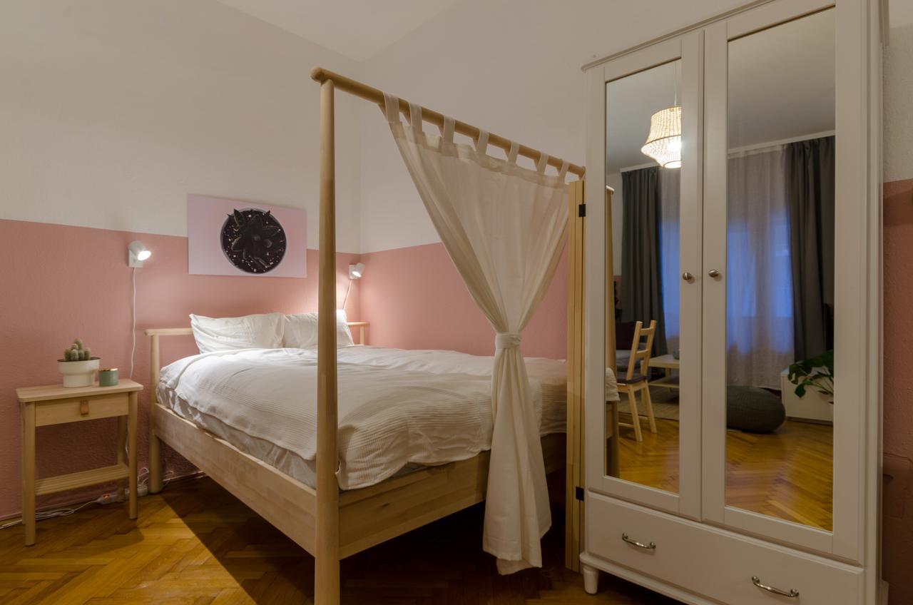 Okra Apartment Budapest Luaran gambar