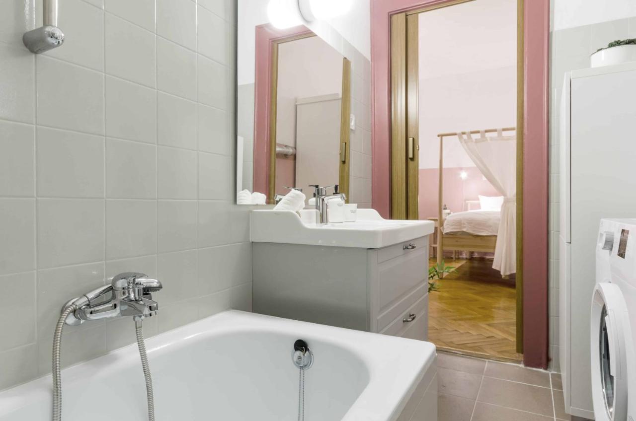 Okra Apartment Budapest Luaran gambar